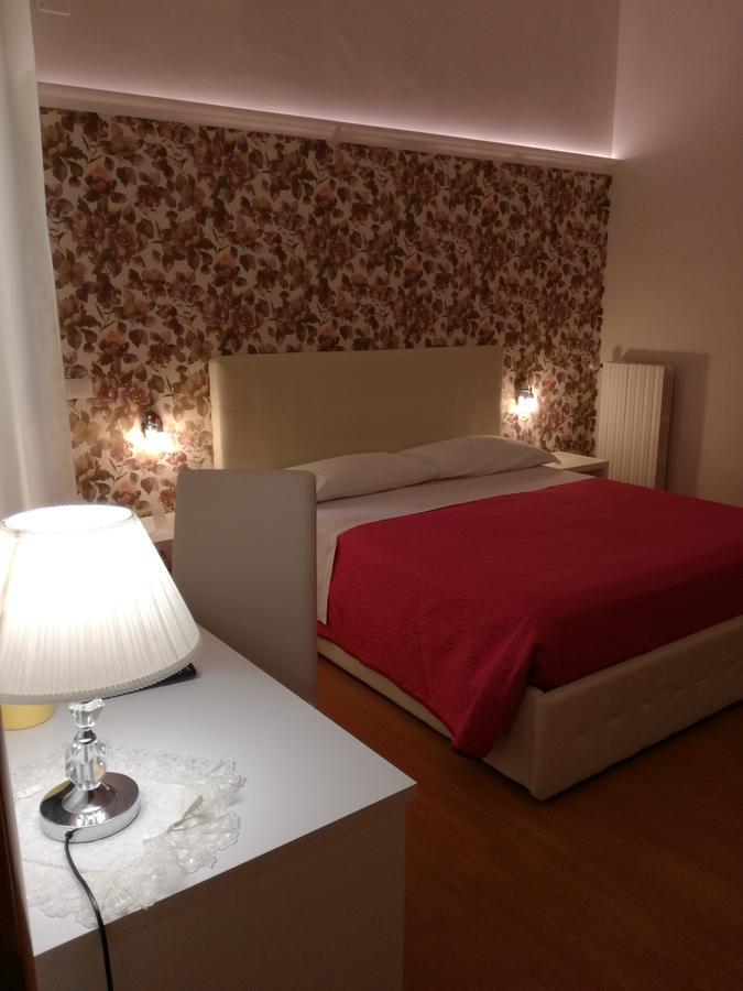 B&B Abatjour - Ambiente Sanificato - Test Antilegionella Assolto 福查 外观 照片