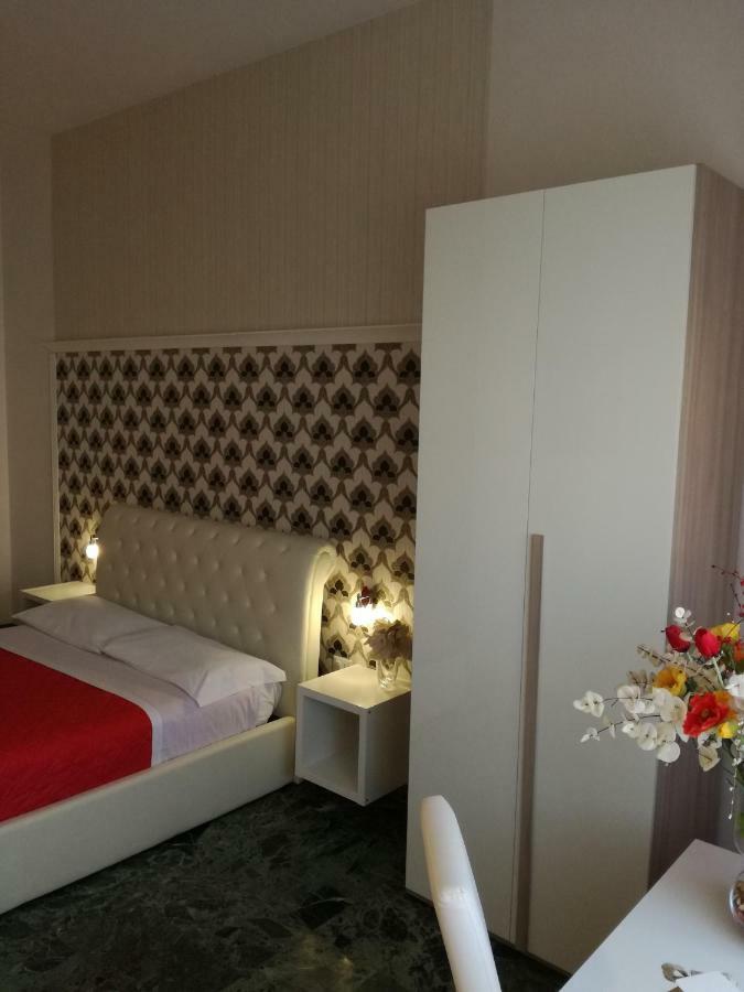B&B Abatjour - Ambiente Sanificato - Test Antilegionella Assolto 福查 外观 照片
