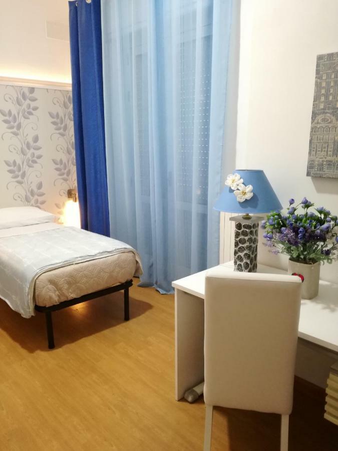 B&B Abatjour - Ambiente Sanificato - Test Antilegionella Assolto 福查 外观 照片
